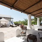 Quartara Boutique
