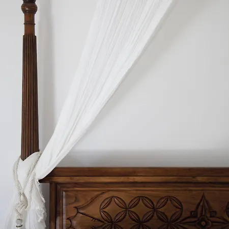 Quartara Boutique 4*