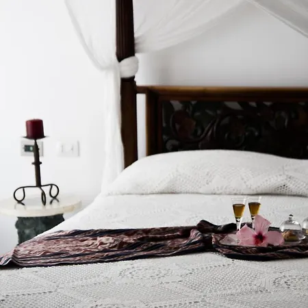Quartara Boutique Panarea