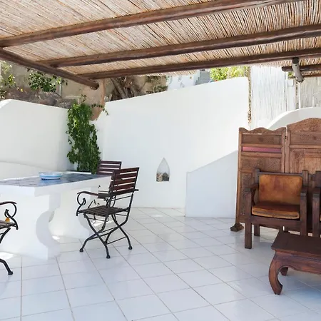 Quartara Boutique بانايا