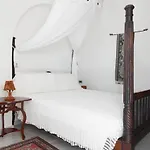 Quartara Boutique 4*