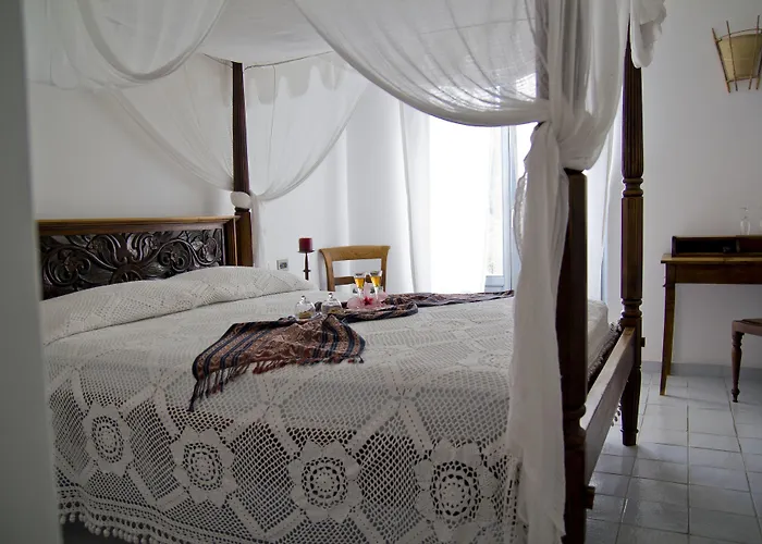 Отель Quartara Boutique