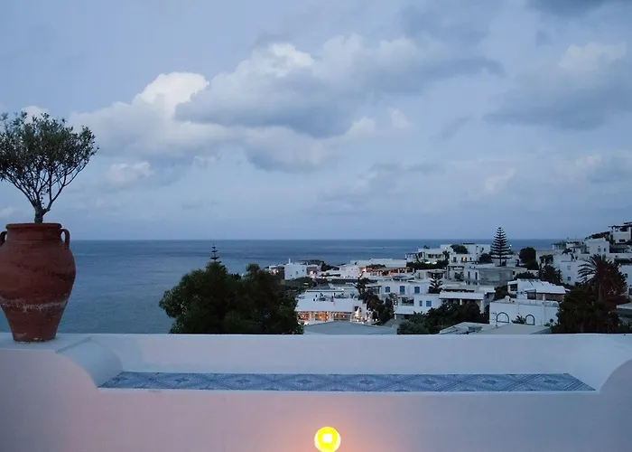 Отель Quartara Boutique 4*